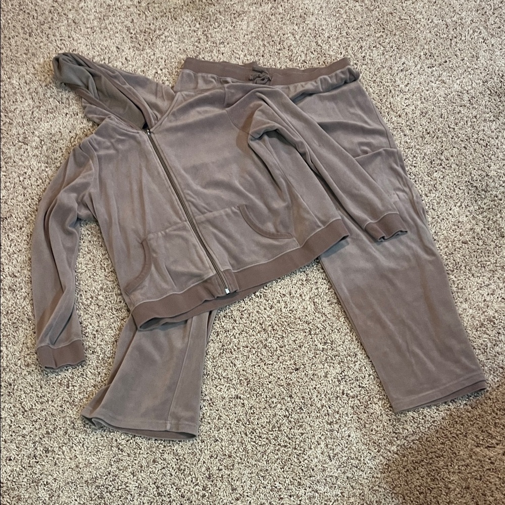 Chadwicks Taupe Track Pants & Joggers Set